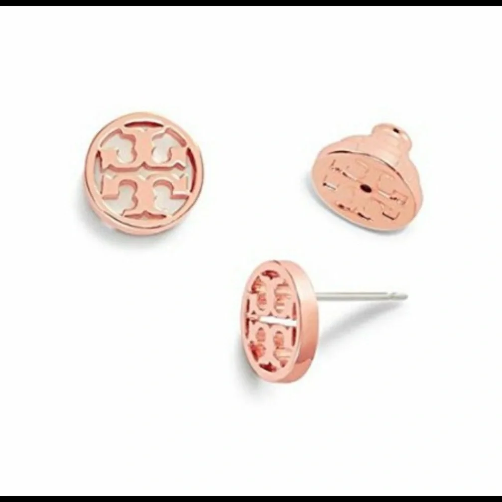 🆕 Tory Burch Rose Gold Circle Logo Studs - Picture 2 of 5